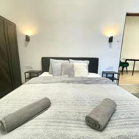 Smart Near The Westend City Center Apartment *