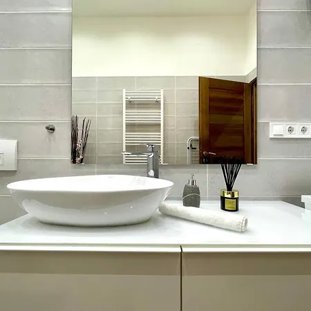 Apartment Smart Near The Westend City Center *