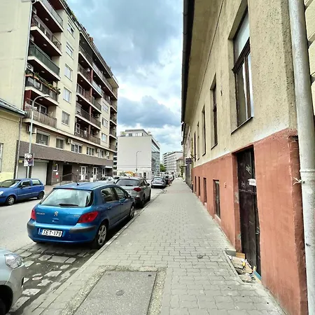 Smart Near The Westend City Center Apartment Budapest