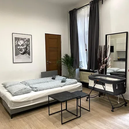 Smart Near The Westend City Center * Budapest